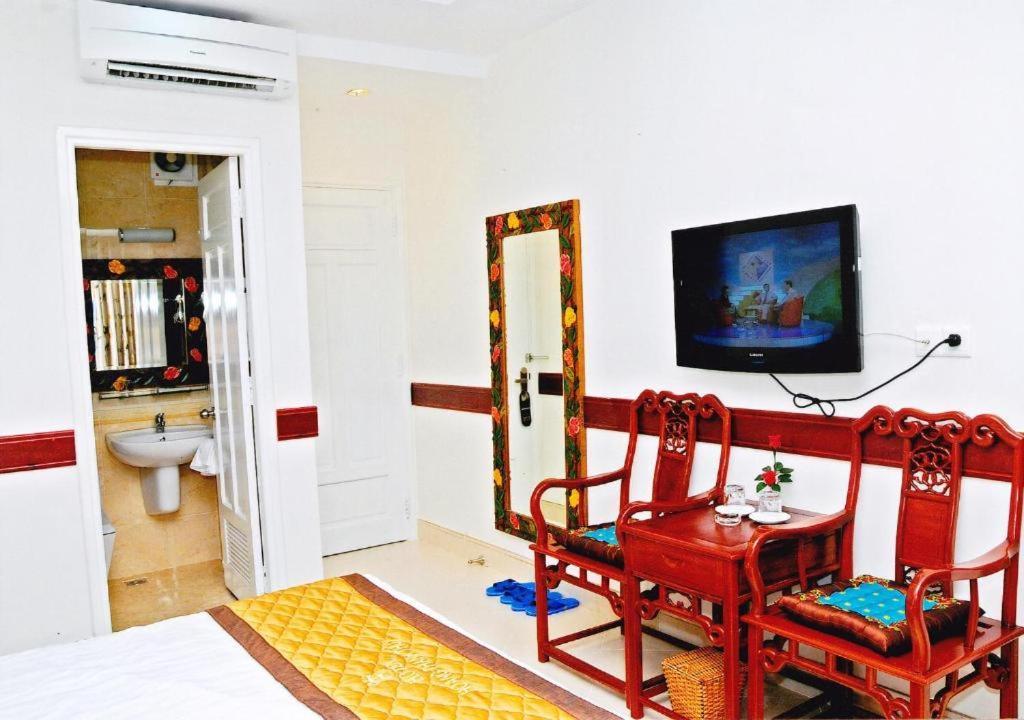 Hoang Thanh Thuy Airport Hotel 1 - Gan Am Thuc Dem Cho Hoang Hoa Tham Хошимин Экстерьер фото