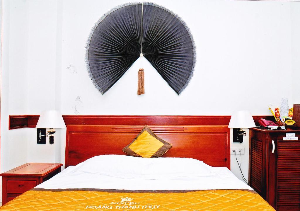 Hoang Thanh Thuy Airport Hotel 1 - Gan Am Thuc Dem Cho Hoang Hoa Tham Хошимин Номер фото