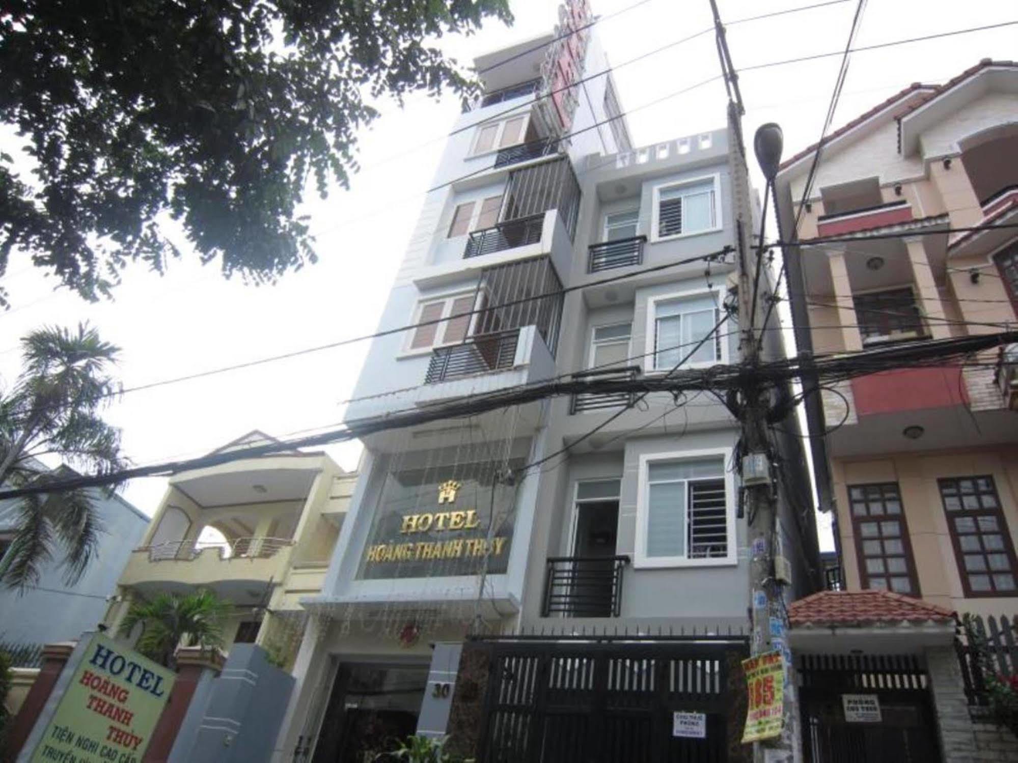Hoang Thanh Thuy Airport Hotel 1 - Gan Am Thuc Dem Cho Hoang Hoa Tham Хошимин Экстерьер фото